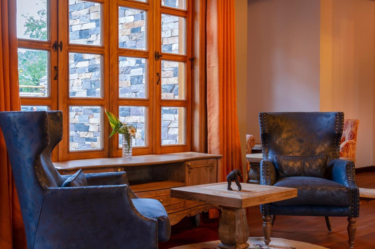 Chimpundu Lodge Fort Portal 外观 照片