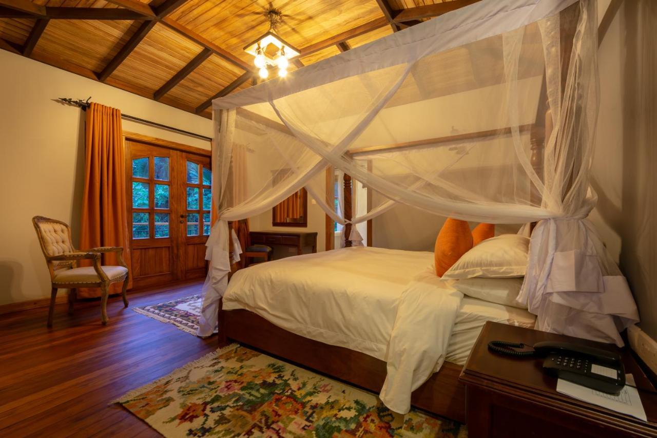 Chimpundu Lodge Fort Portal 外观 照片