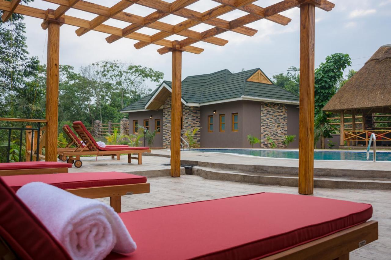 Chimpundu Lodge Fort Portal 外观 照片