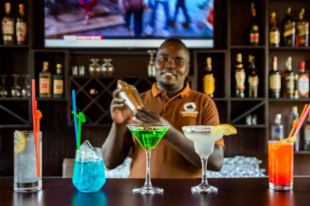 Chimpundu Lodge Fort Portal 外观 照片