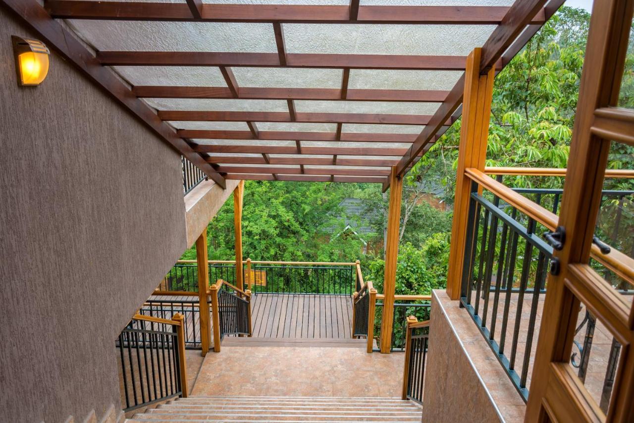Chimpundu Lodge Fort Portal 外观 照片
